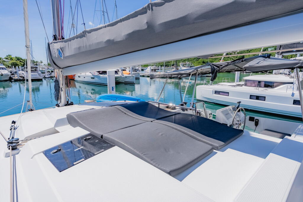 Catamaran 