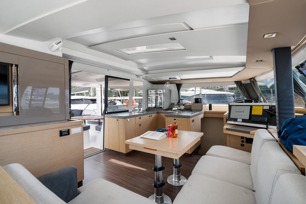 Catamaran 