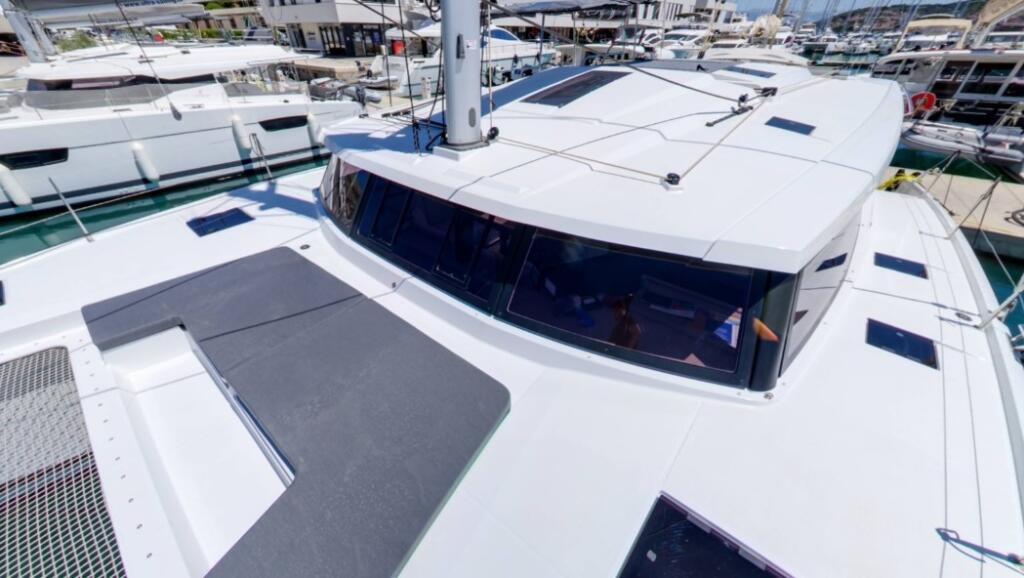 Catamaran 