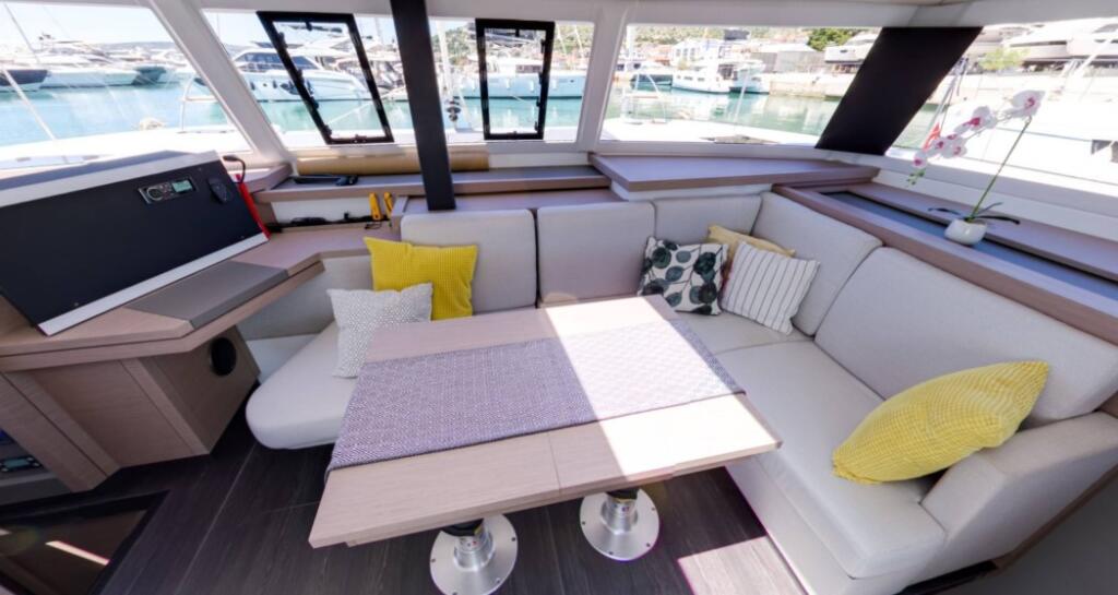 Catamaran 