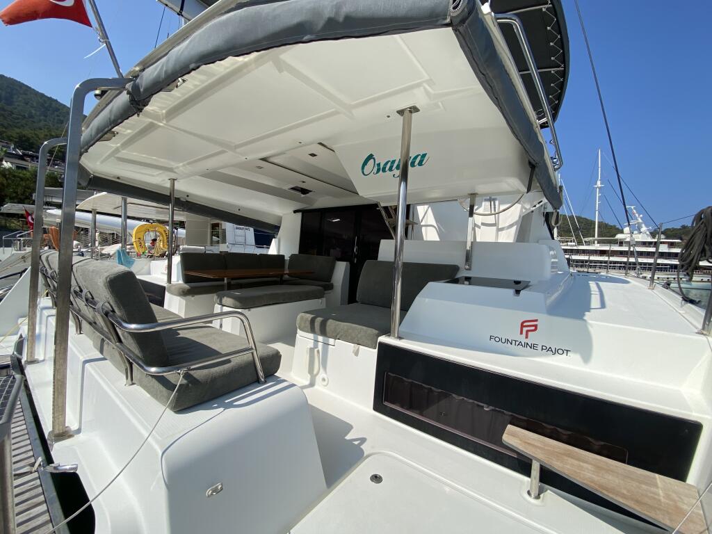 Catamaran 
