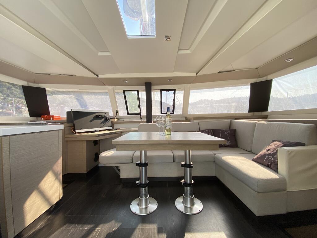 Catamaran 