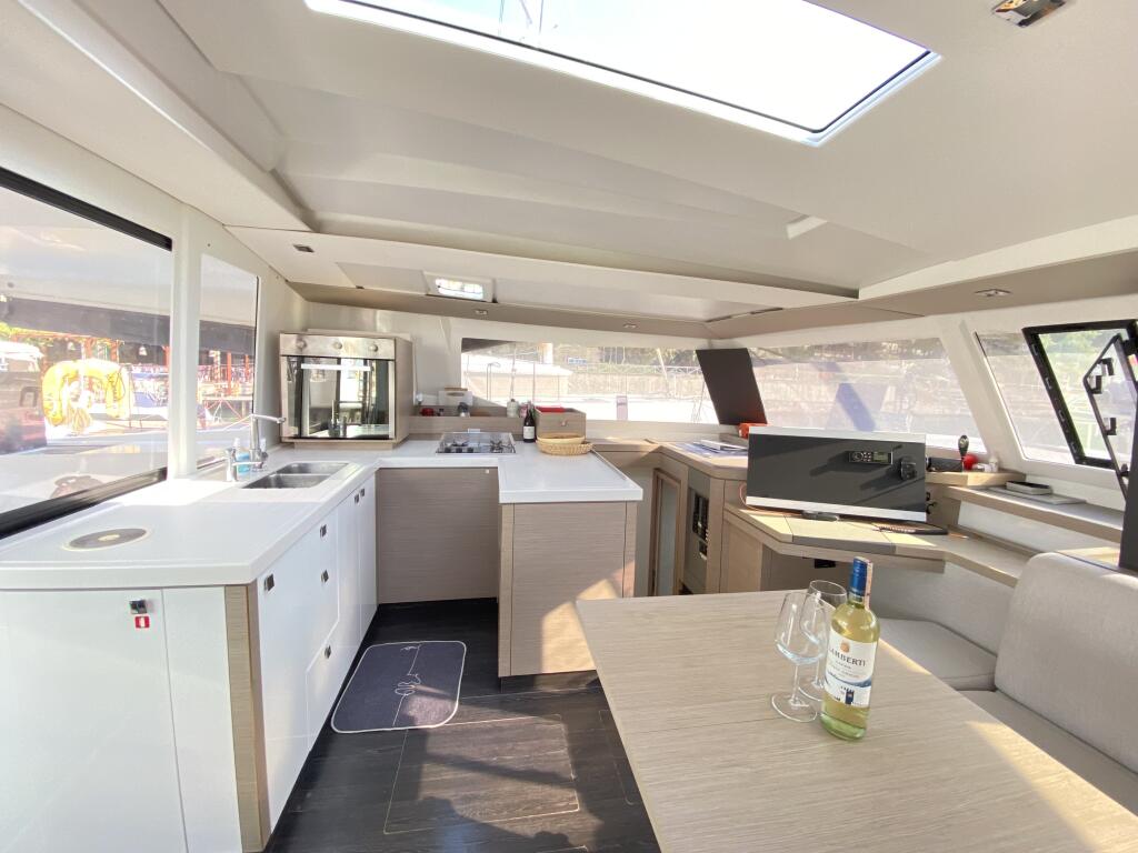 Catamaran 