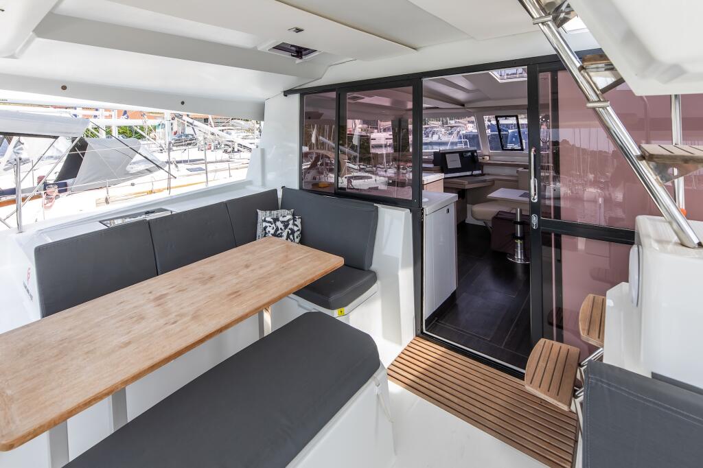Catamaran 
