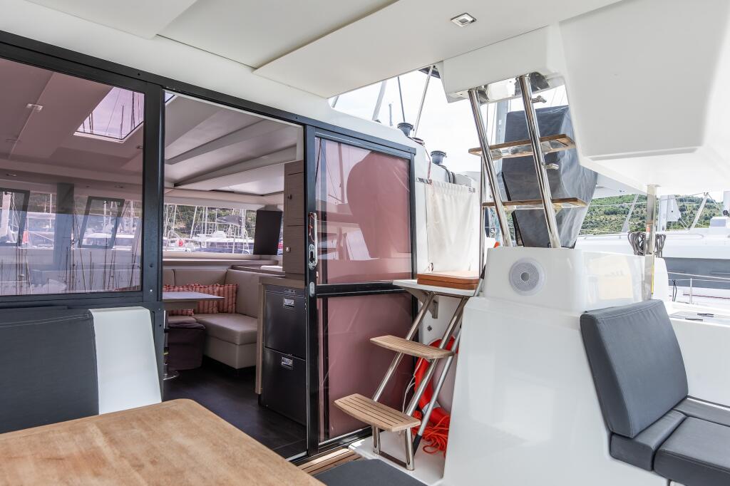 Catamaran 