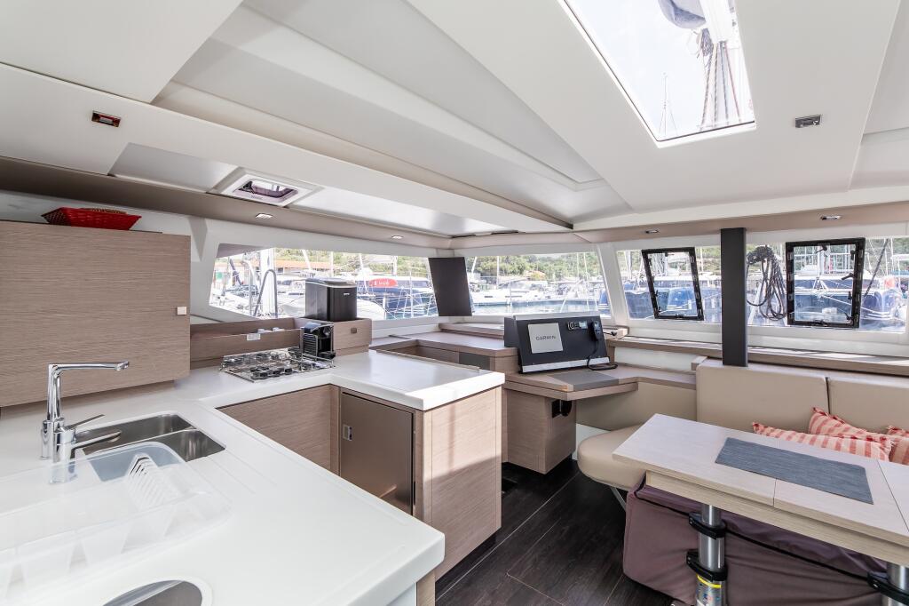 Catamaran 
