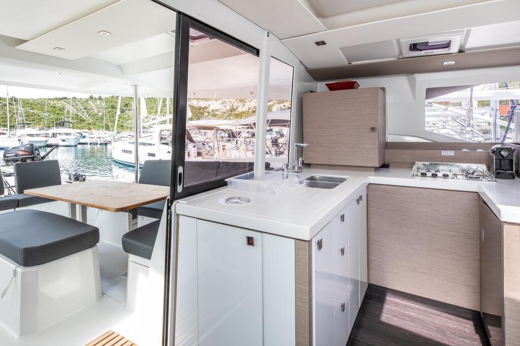 Catamaran 