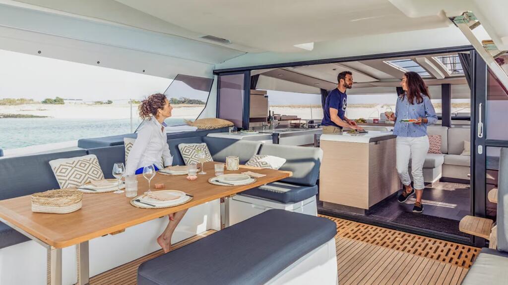 Catamaran 