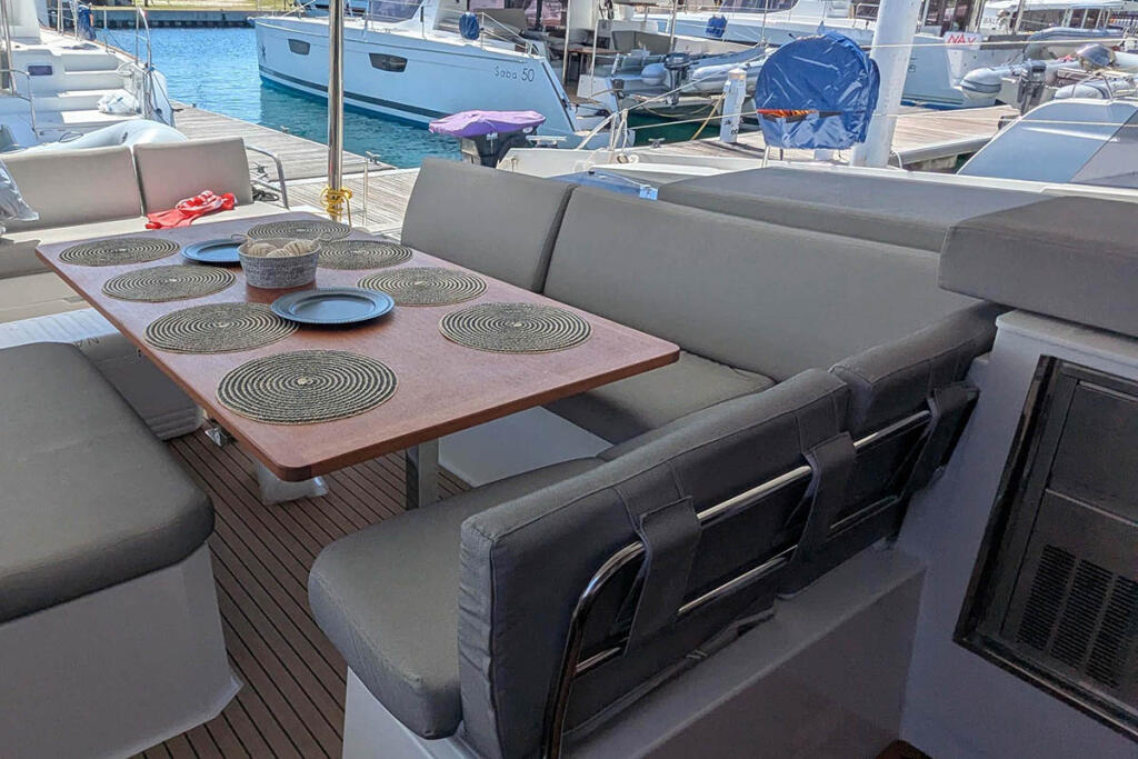 Catamaran 