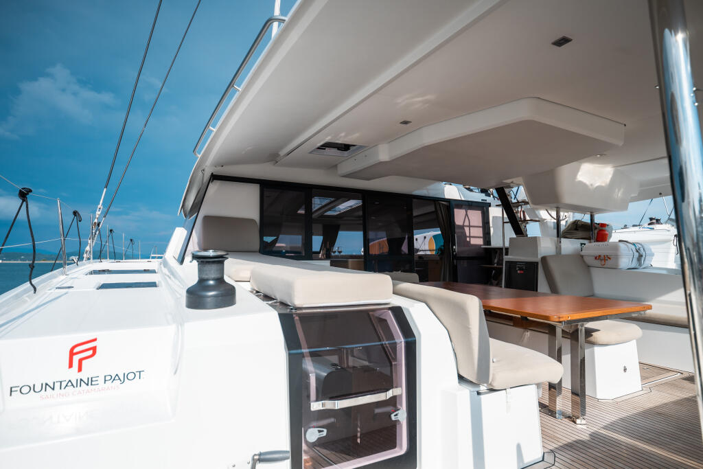 Catamaran 