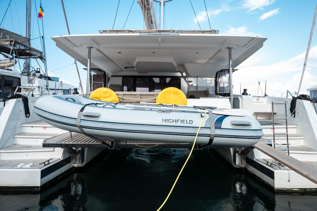 Catamaran 