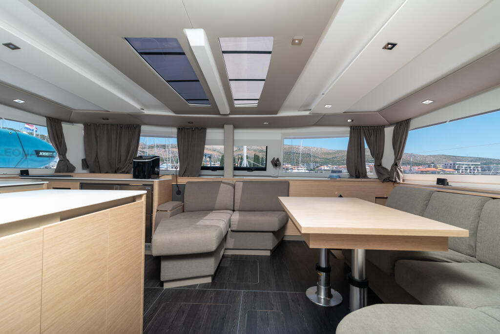 Catamaran 