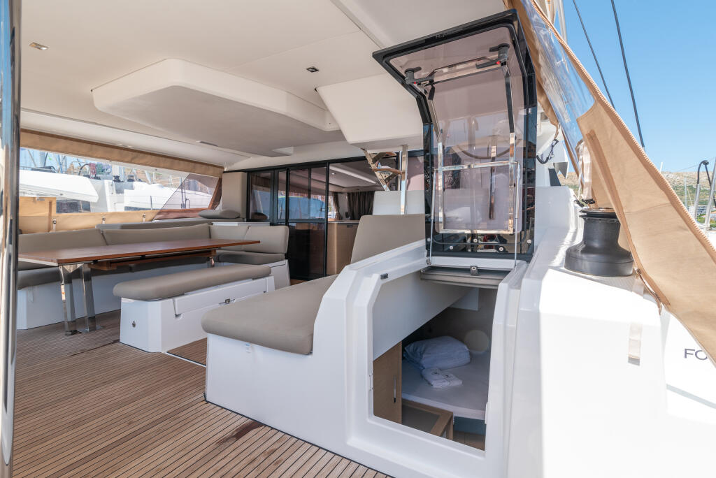 Catamaran 