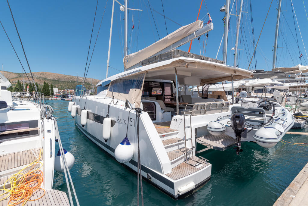 Catamaran 