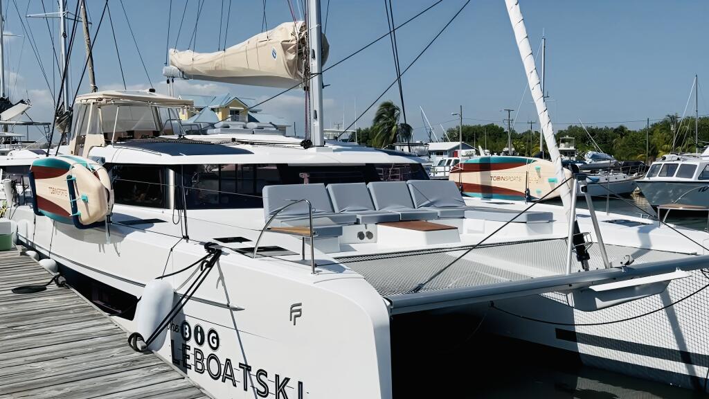 Catamaran 