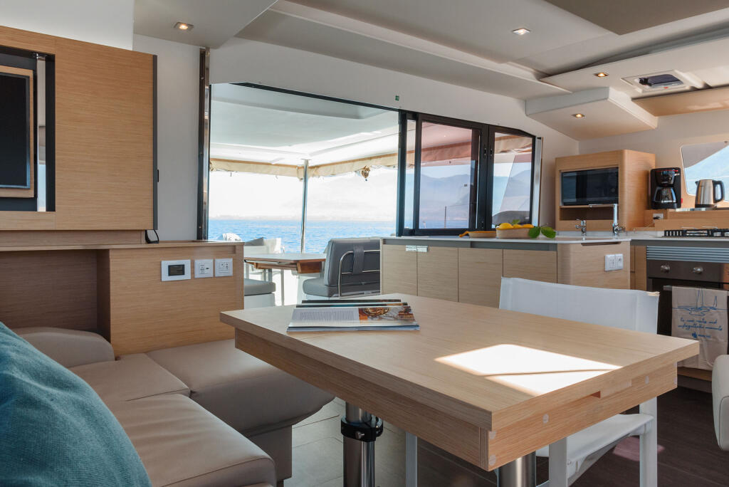 Catamaran 
