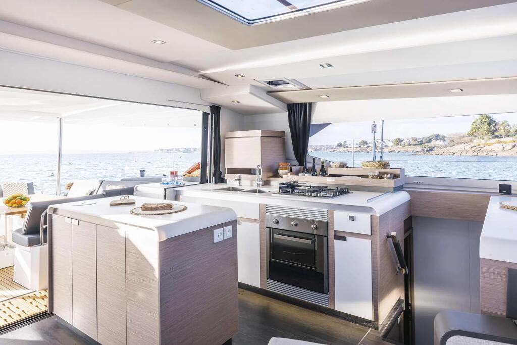 Catamaran 