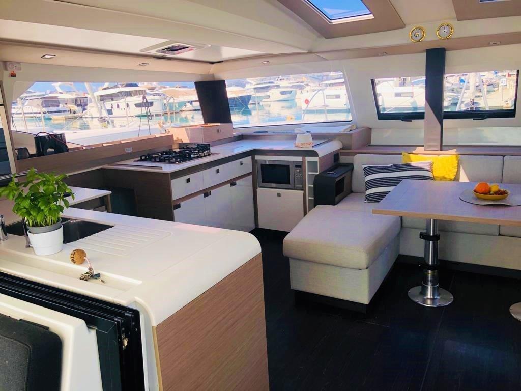 Catamaran 