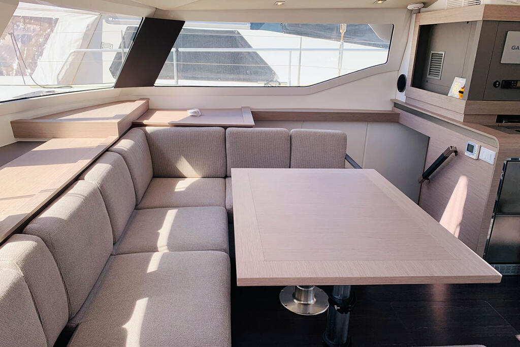 Catamaran 