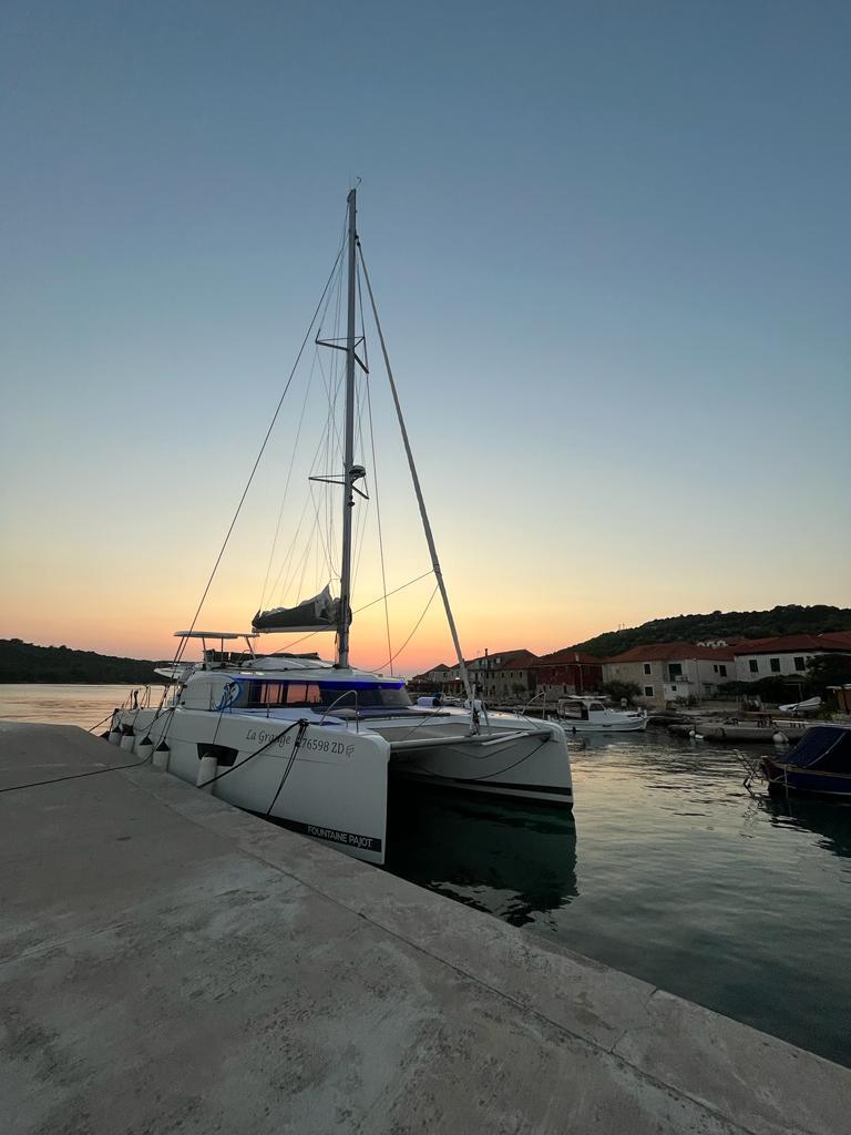 Catamaran 