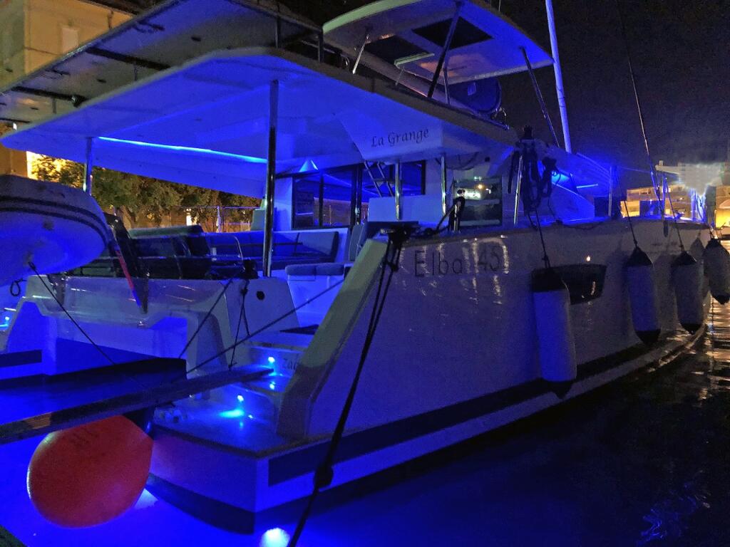 Catamaran 