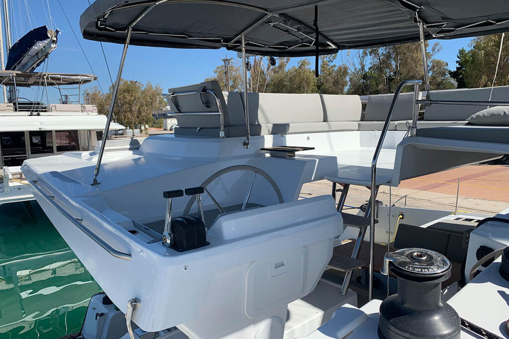 Catamaran 