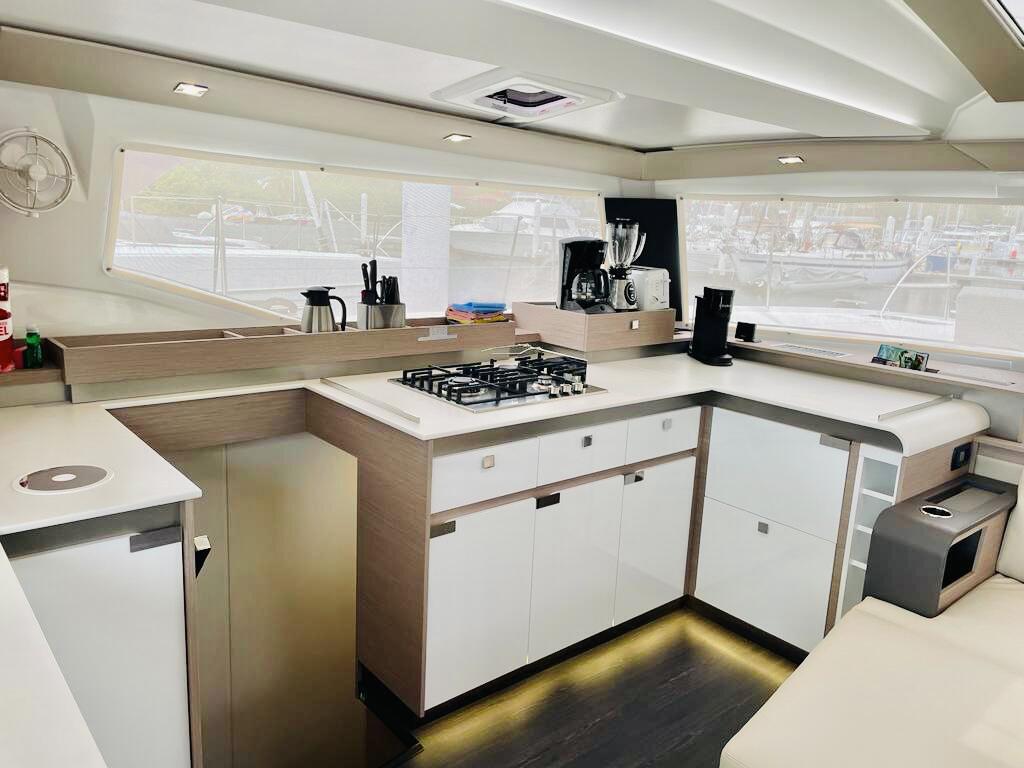 Catamaran 
