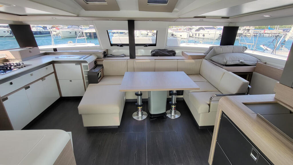 Catamaran 