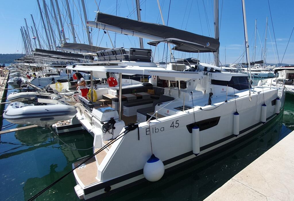 Catamaran 