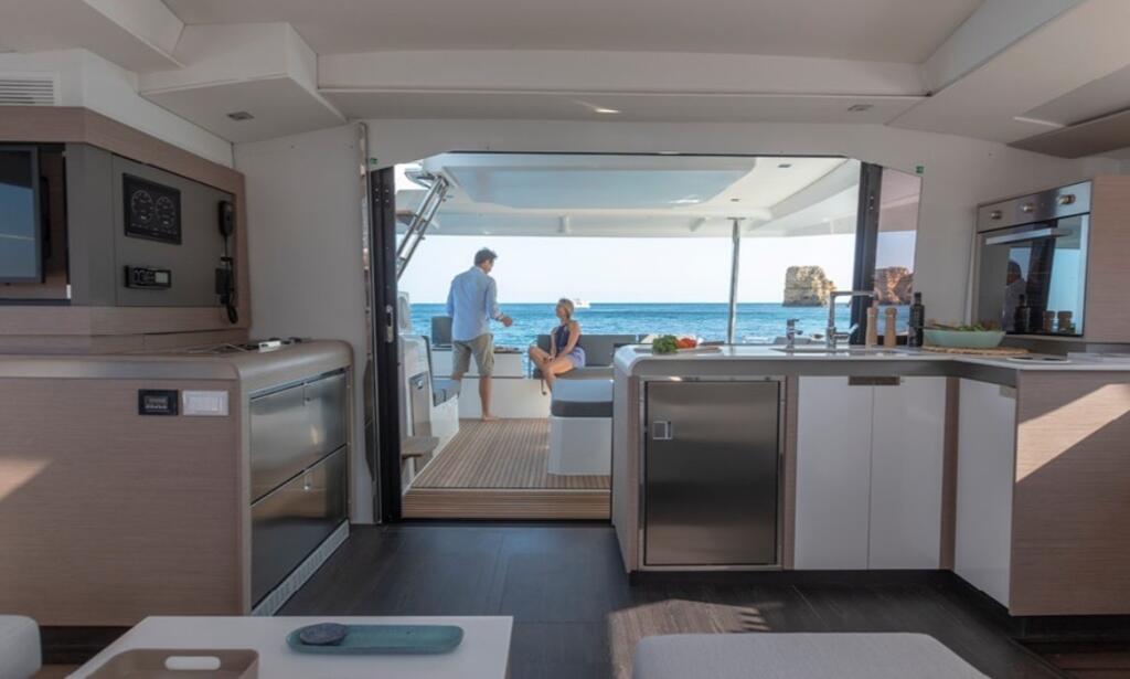 Catamaran 