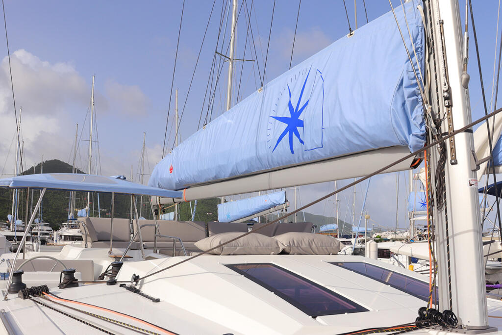 Catamaran 