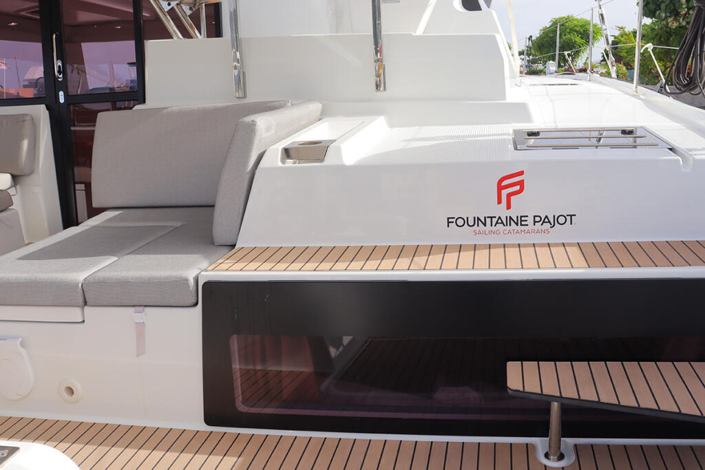 Catamaran 