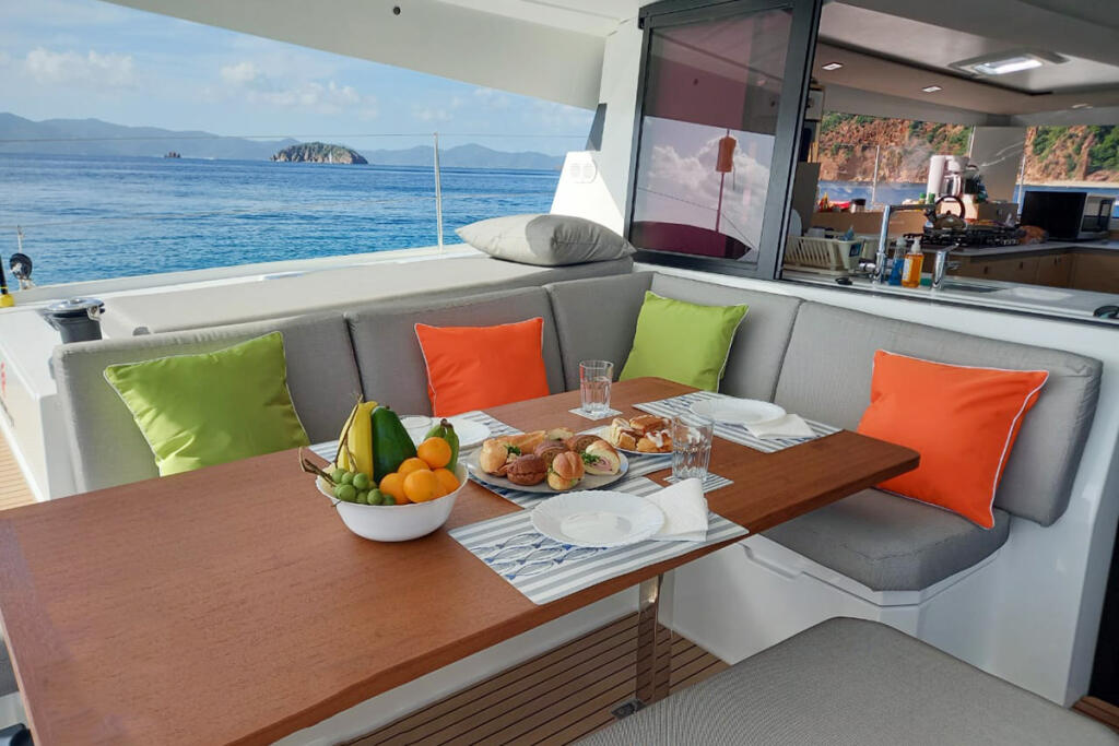 Catamaran 
