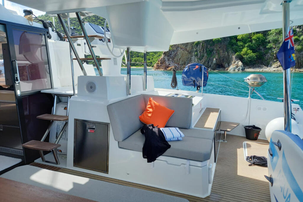 Catamaran 