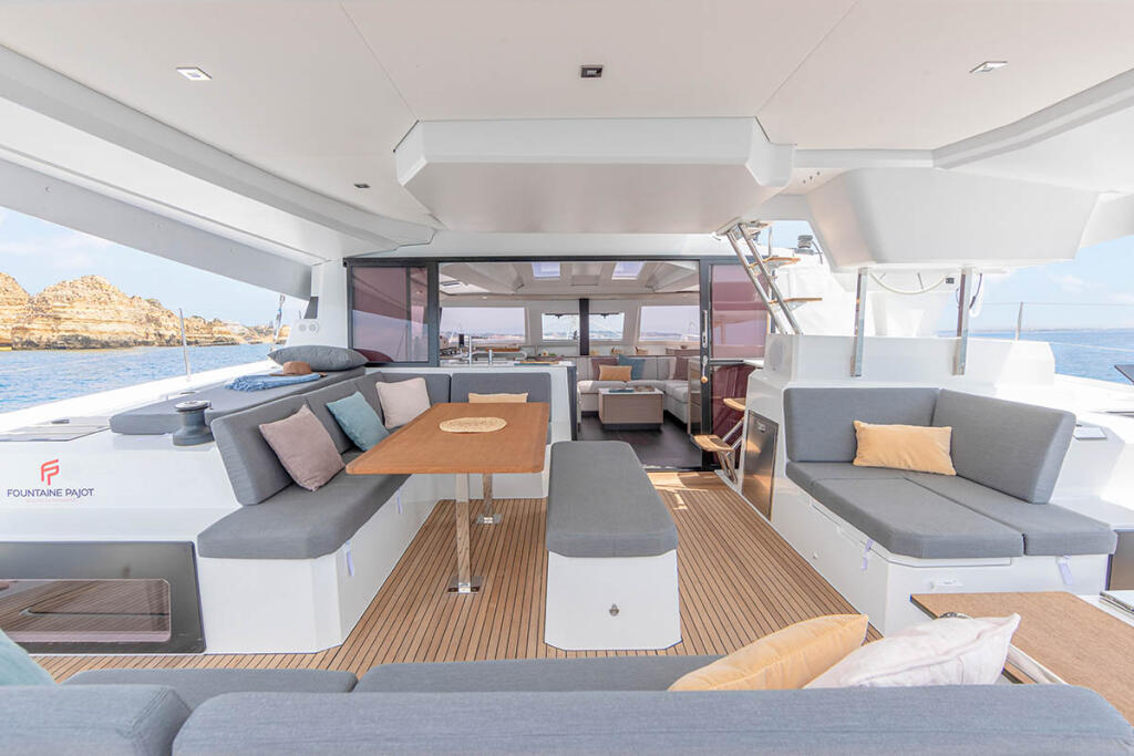 Catamaran 