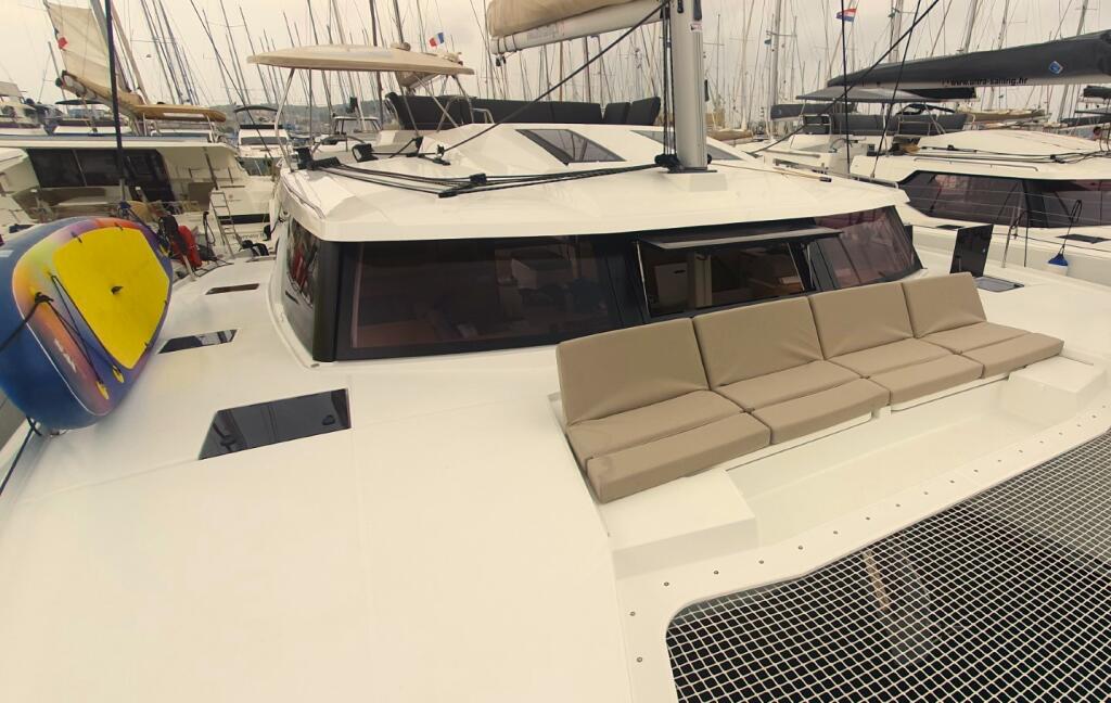 Catamaran 