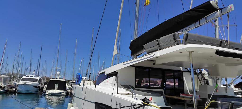 Catamaran 