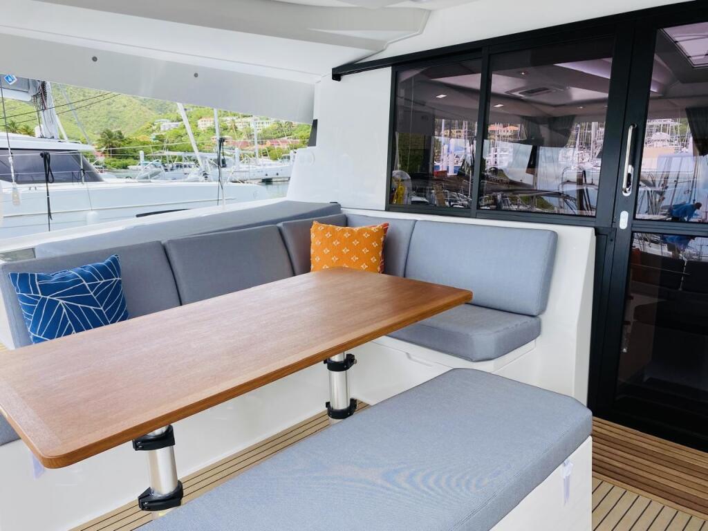 Catamaran 