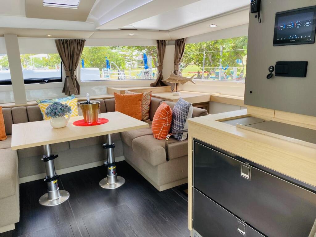 Catamaran 