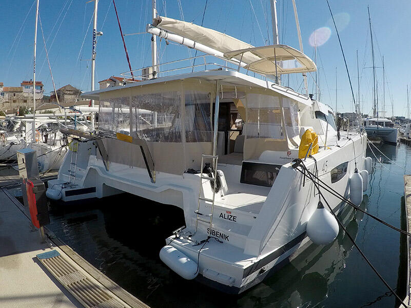 Catamaran 
