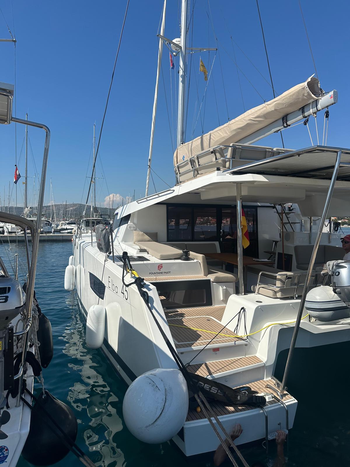 Catamaran 