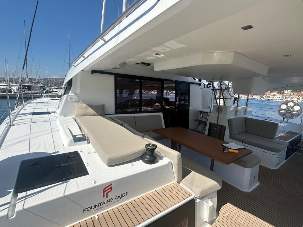 Catamaran 