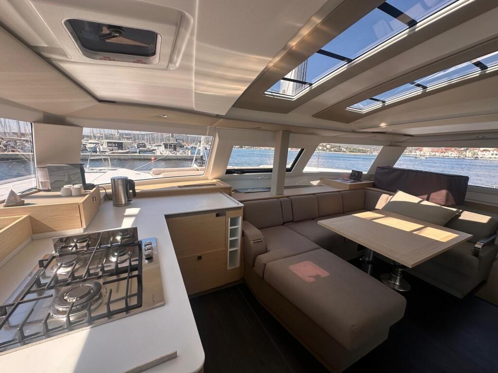 Catamaran 
