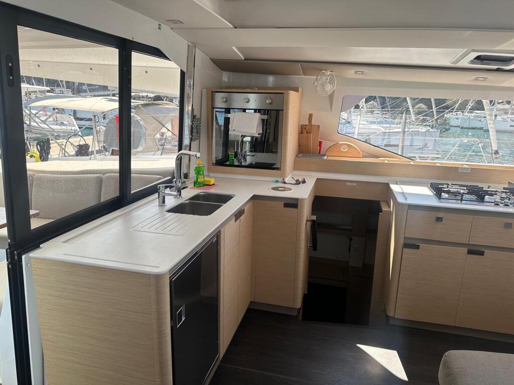 Catamaran 