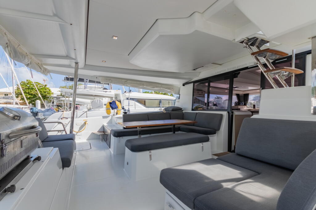 Catamaran 