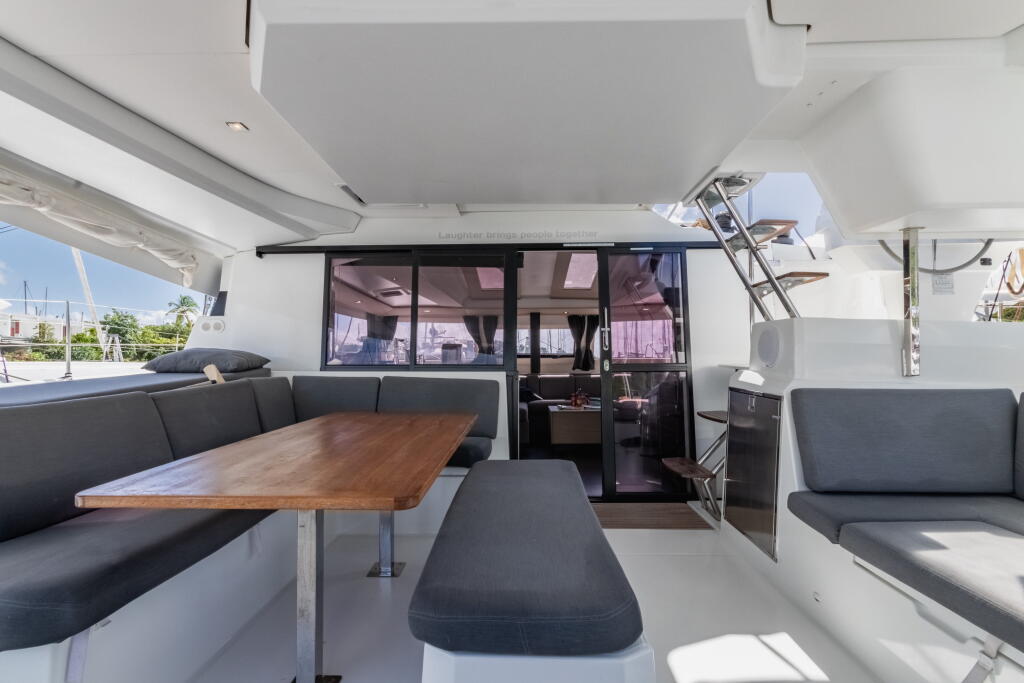 Catamaran 