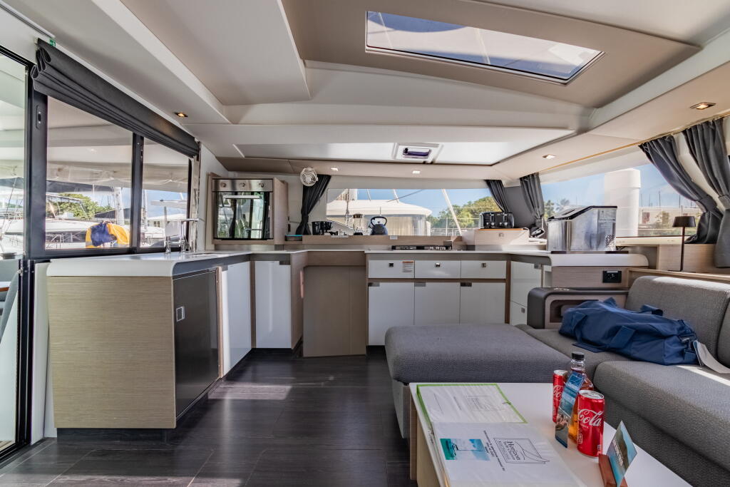 Catamaran 