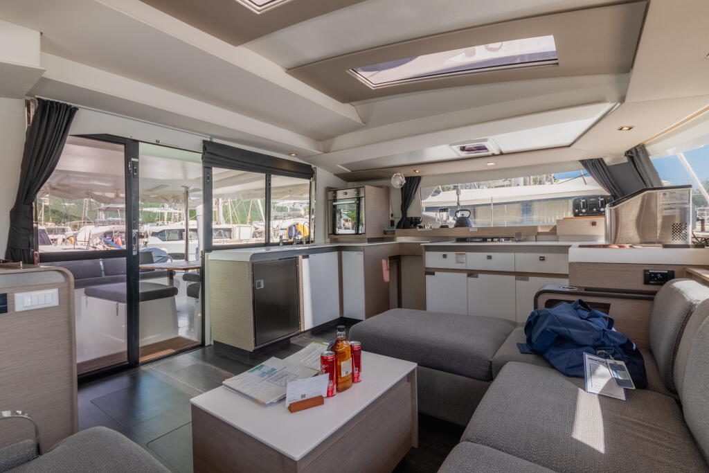 Catamaran 