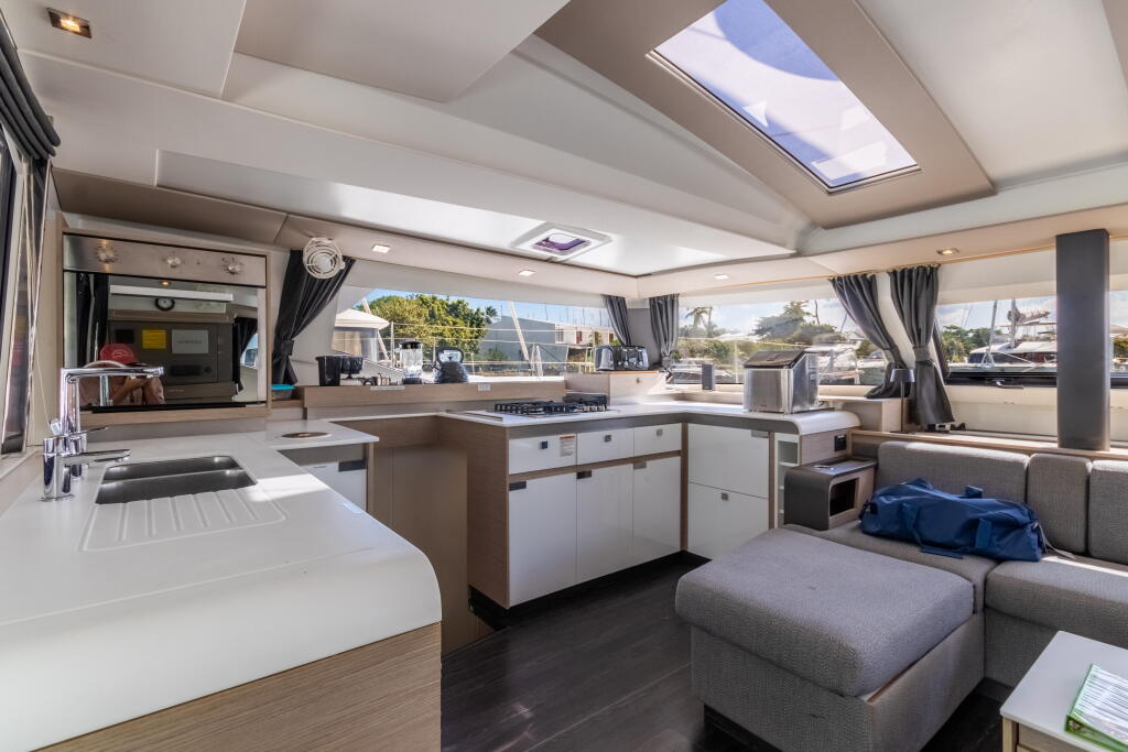 Catamaran 