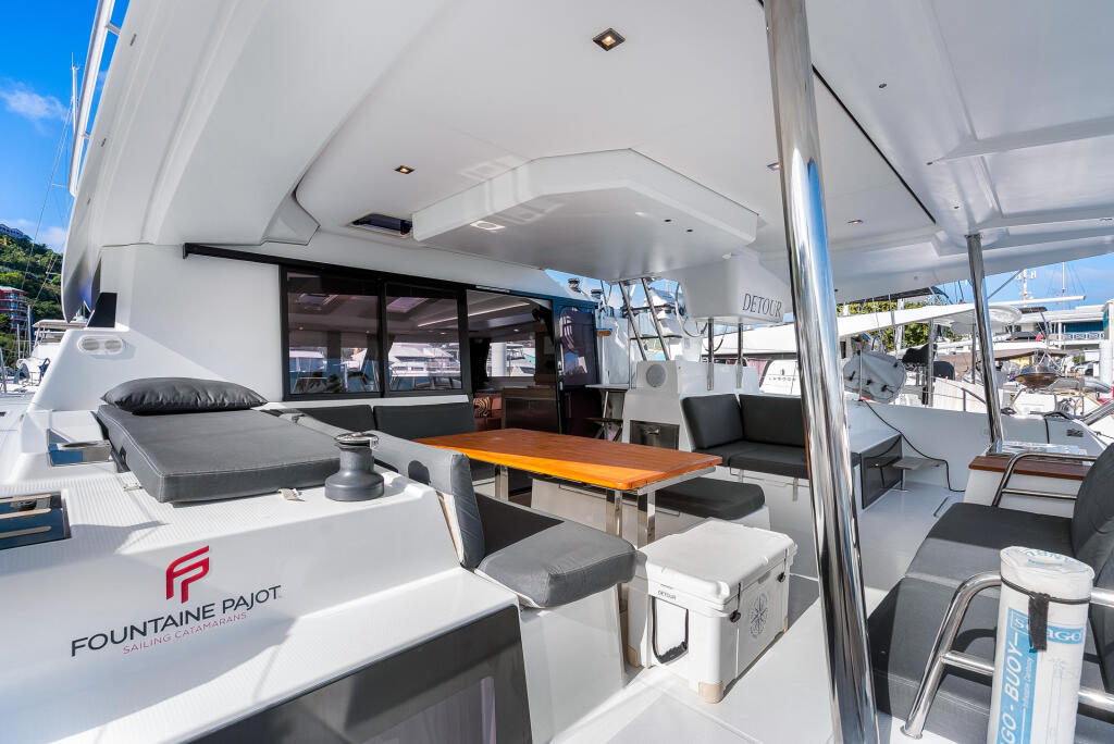Catamaran 